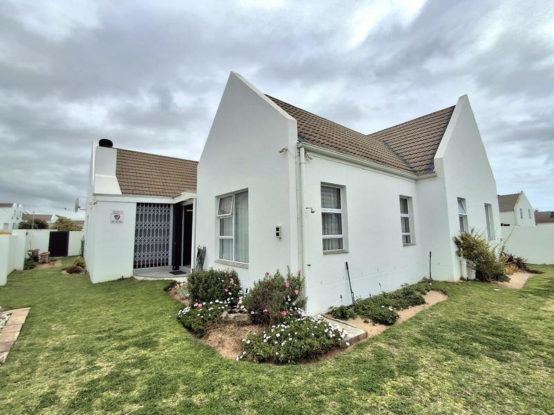3 Bedroom Property for Sale in Golden Mile Western Cape